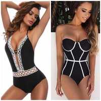 Costum de baie intreg negru dantela alba Push Up stil Victoria