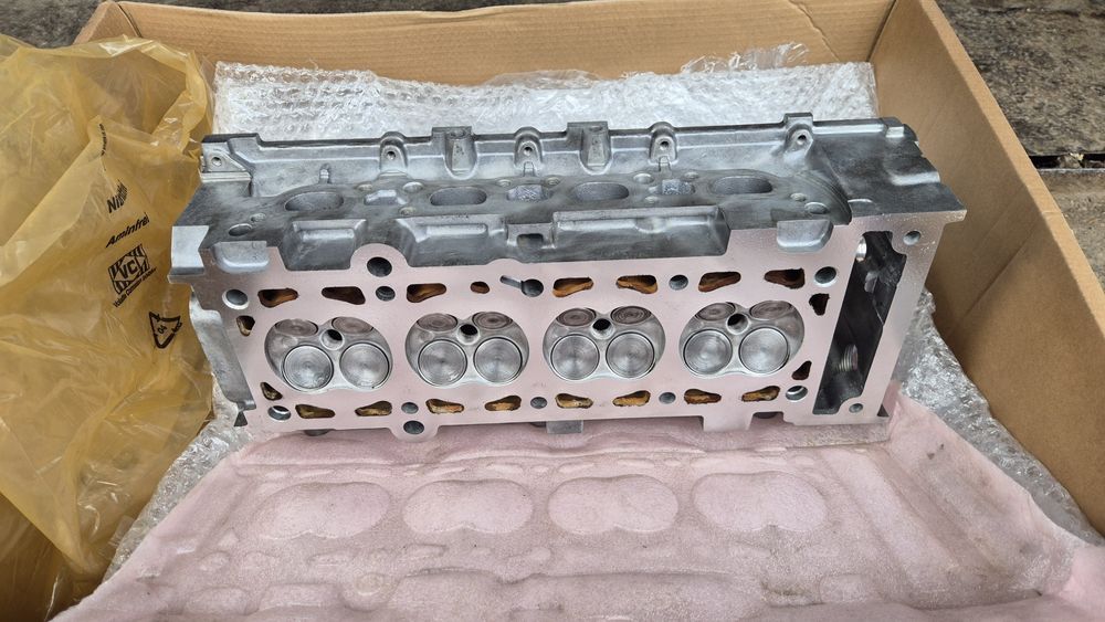 Цилиндрова глава за MINI COOPER.