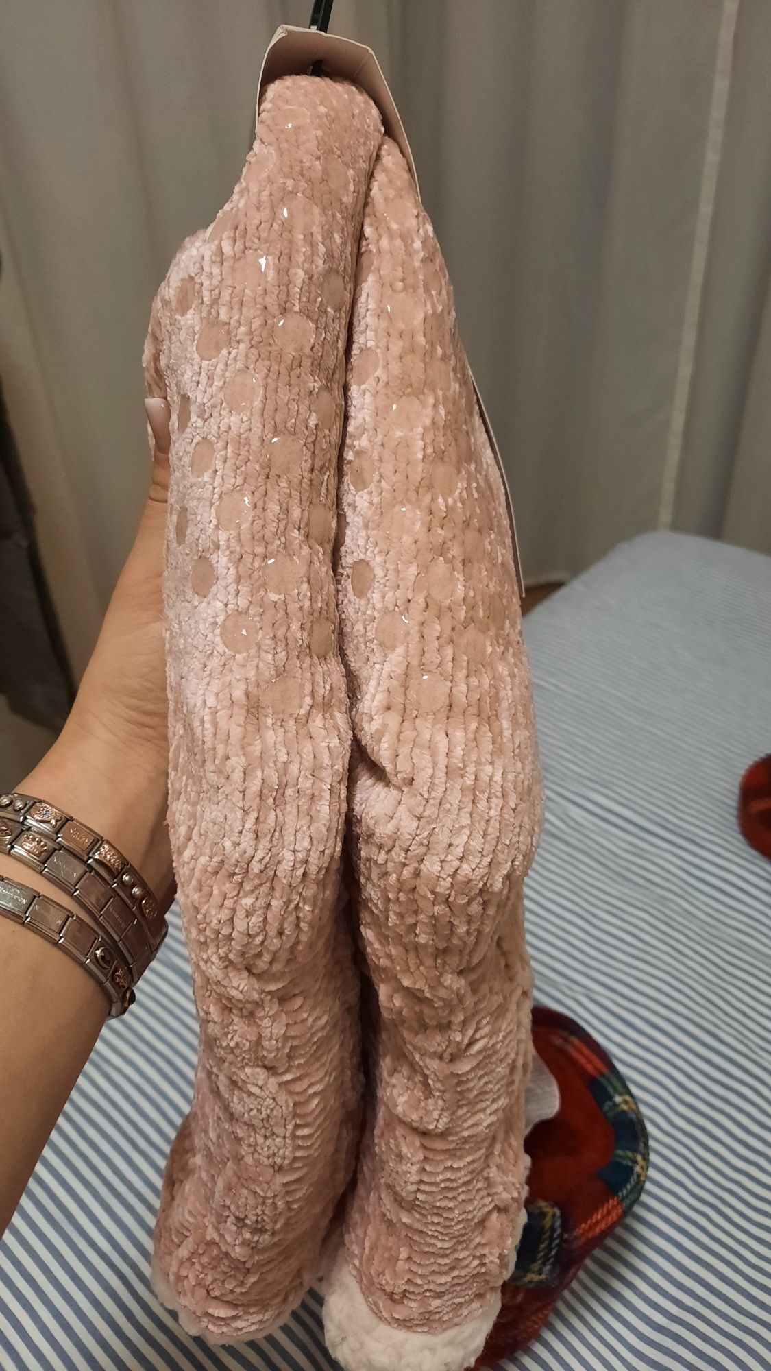 Домашни зимни чорапи AUTHENTIC и пантофи TEZENiS