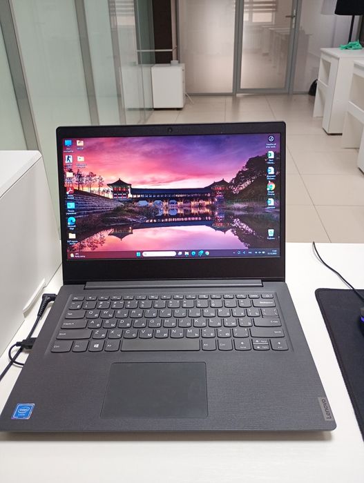 Ноутбук Леново офисный