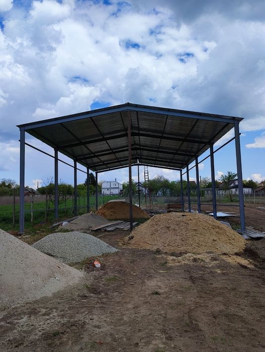 Vand si construiesc o gama larga de hale sau structuri metalice noi
