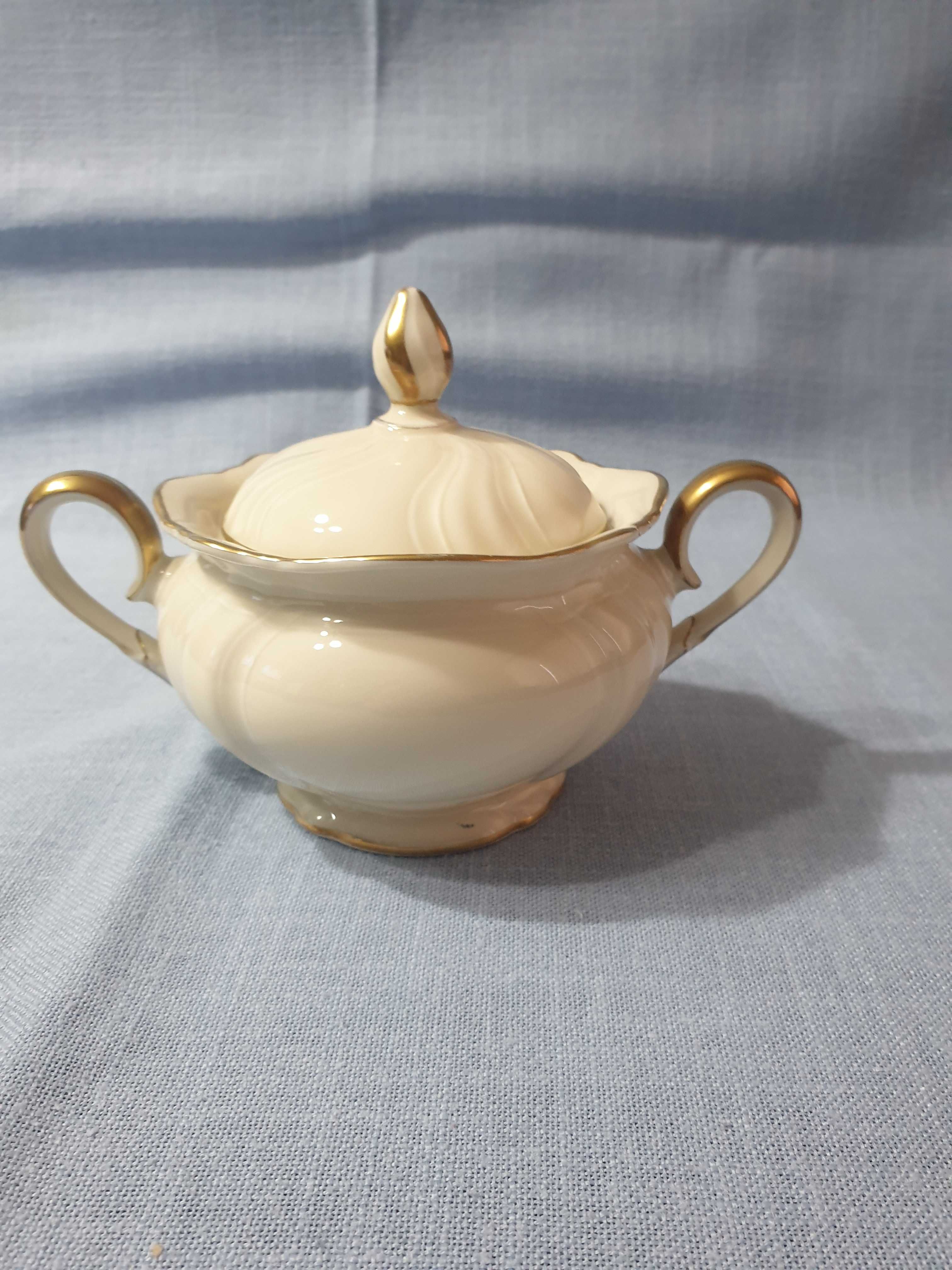 Порцеланово яйце Q.Limoges Барокови чинии и захарницаRosenthal Kronach