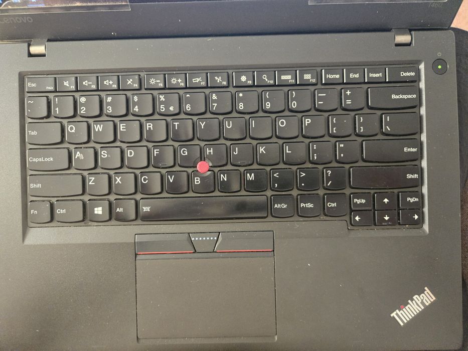 Vând laptop lenovo