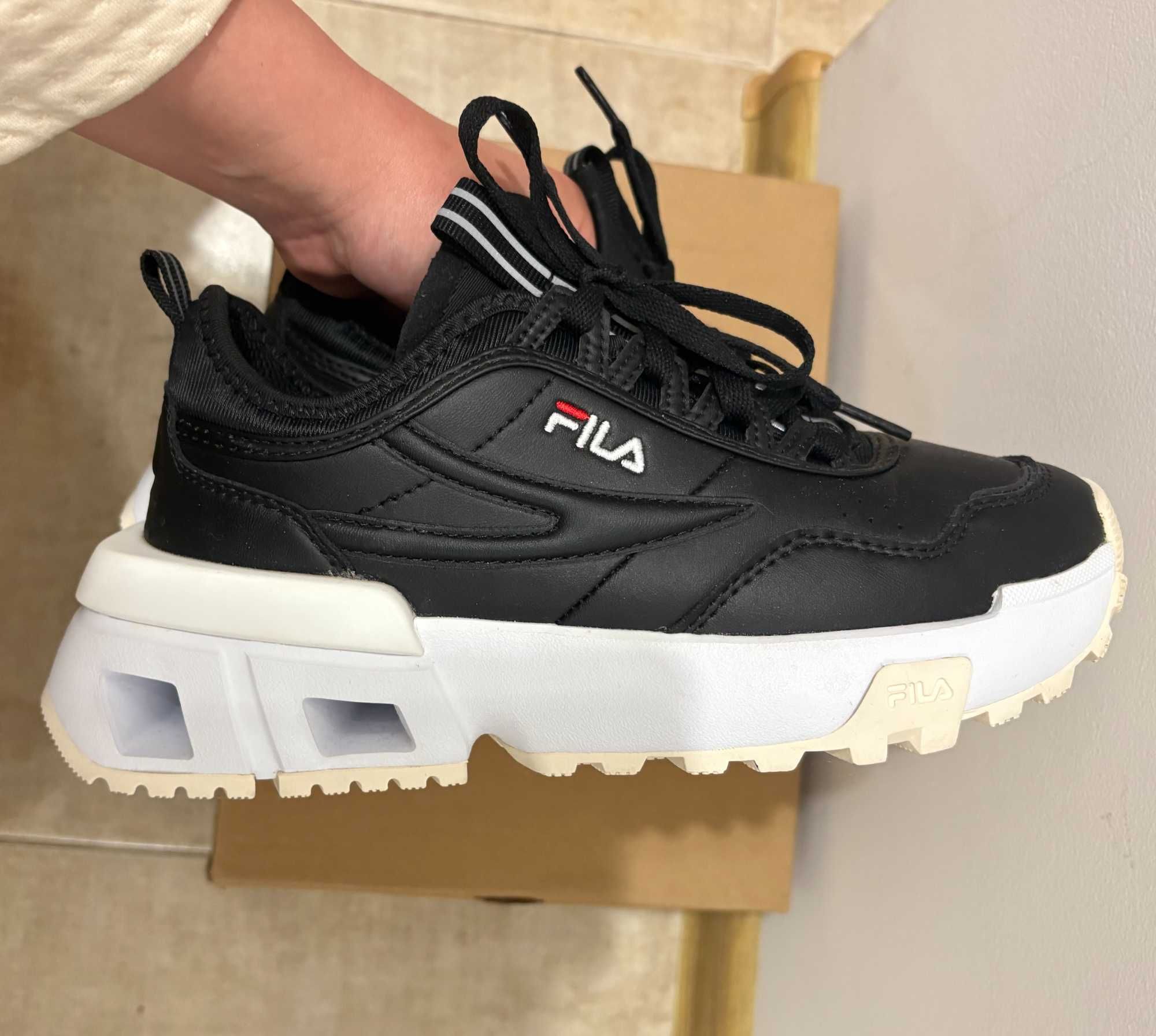 Sneakers Fila, черни