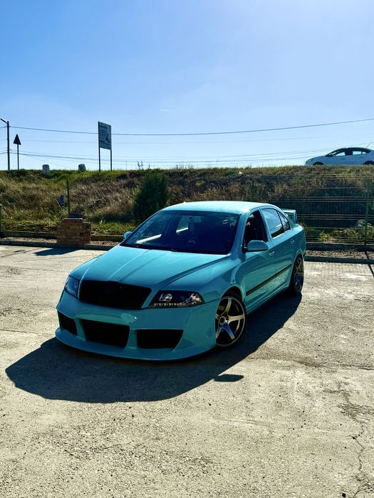 Se vinde Skoda Octavia VRS Custom