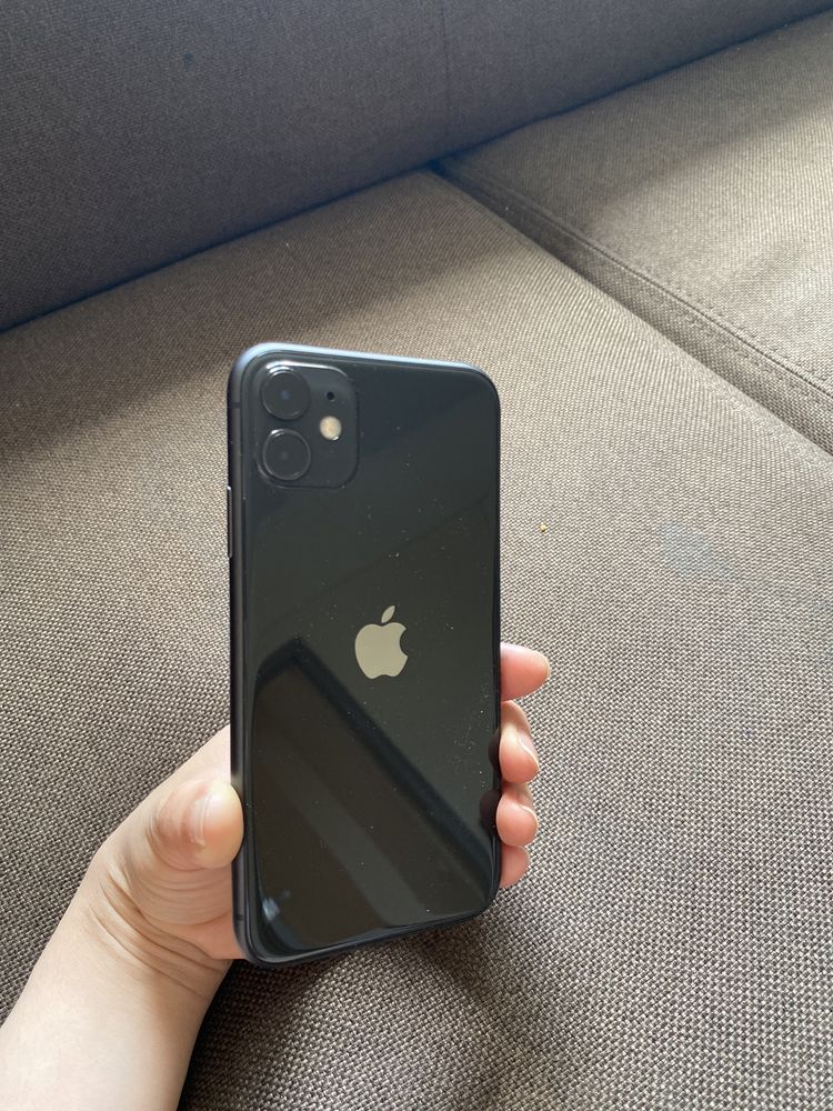 Продам iphone 11