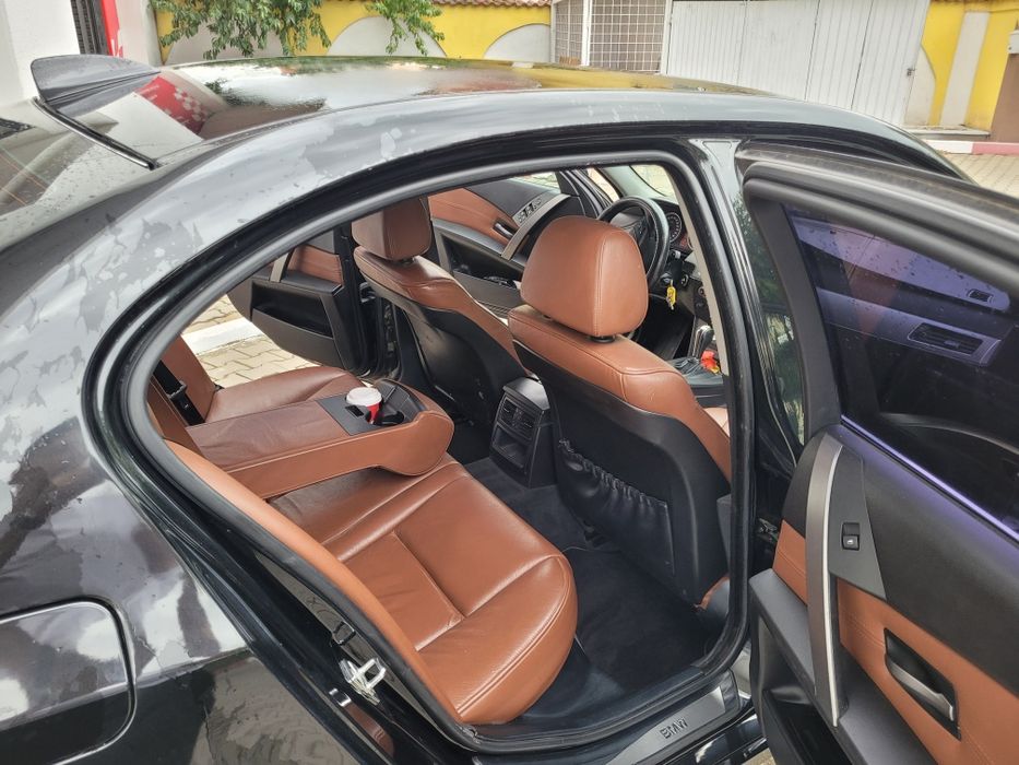 3.800 Urgent, Vând bmw e 60 525