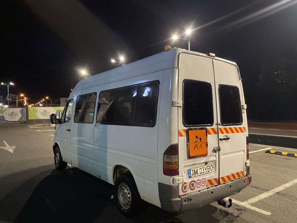 Mercedes-Benz Sprinter 8+1 locuri 2,2CDI