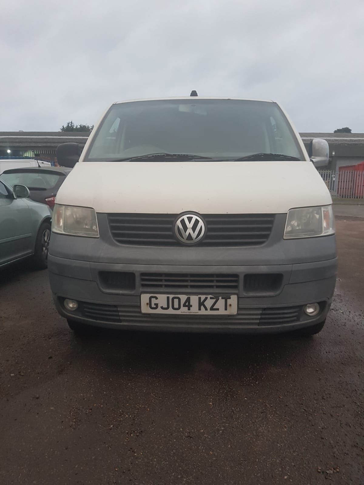 Dezmembrez volkswagen transporter t5 1.9 cutie viteze motor