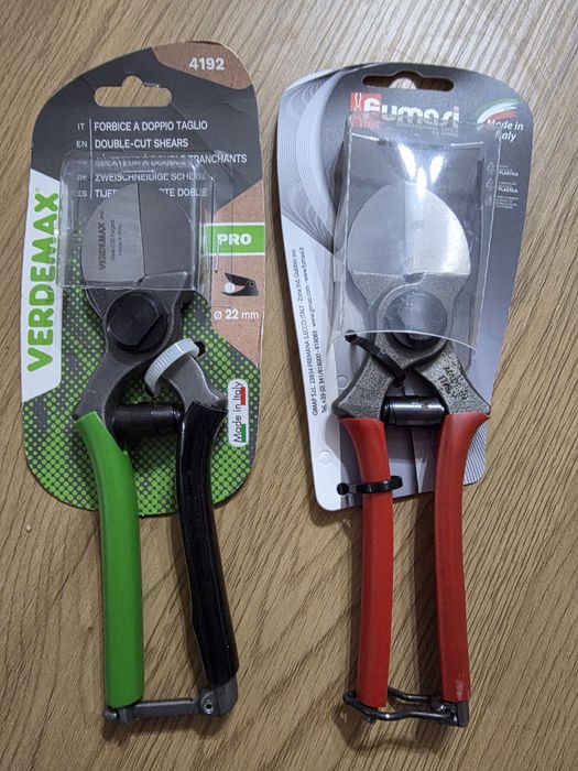 Foarfeca profesionala pentru gradina cu tais dublu