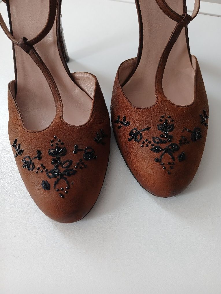 Pantofi Prada autentici