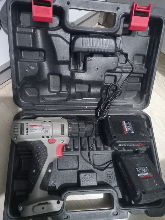 Шуруповерт CROWN CT21055L