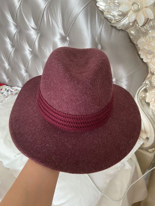 Продам новую шляпу Zara из шерсти
