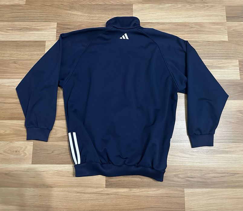 Горнище на Adidas - М/L размер