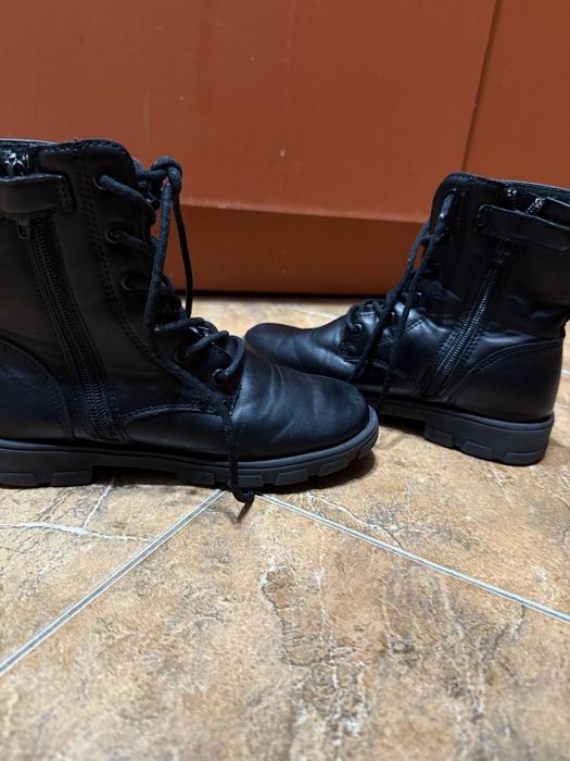 Черни боти Benetton за момиченце