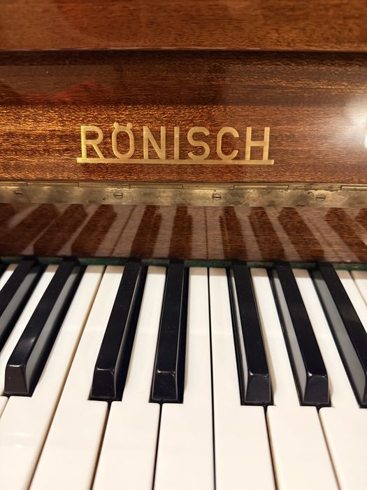 Пианино акустическое Ronisch