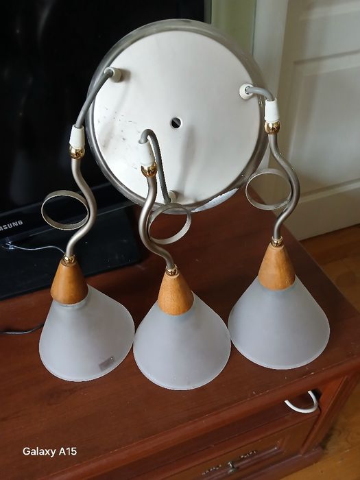 Люстра 3х секционная калённое стекло