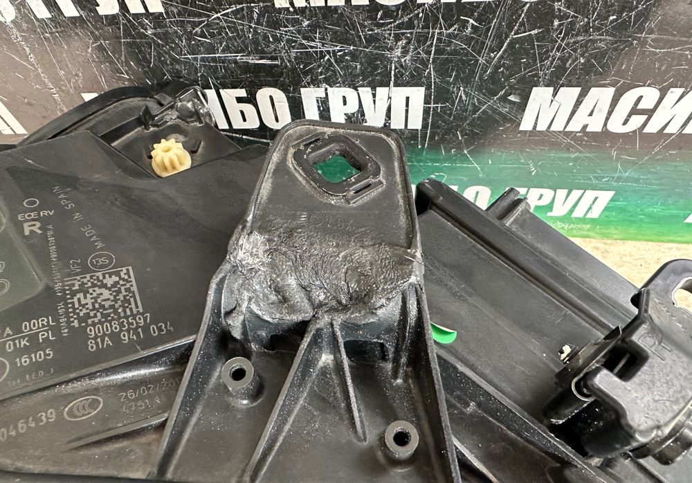 Фар far десен фарове Full Led за Ауди Кю2 Audi Q2 SQ2