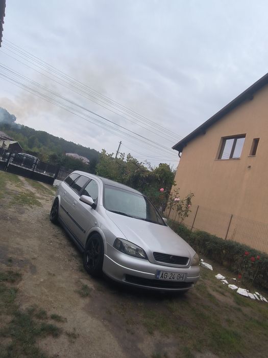 Vând Opel Astra g caravan 1.7cdti 80hp an2004 stare bună fara rugină