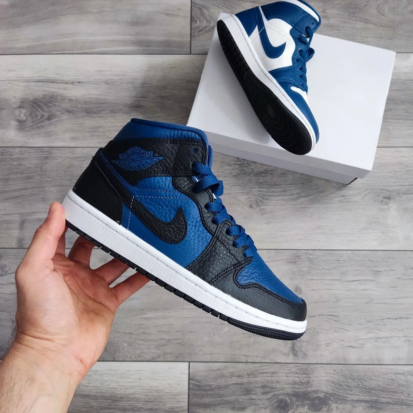 Air Jordan 1 Mid Split French Blue