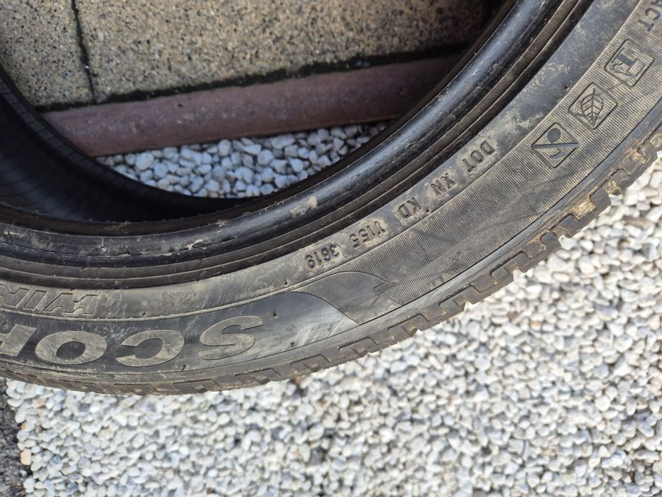 Vând cauciucuri 245/45/20 M+S set complet//Pirelli//imp Germania