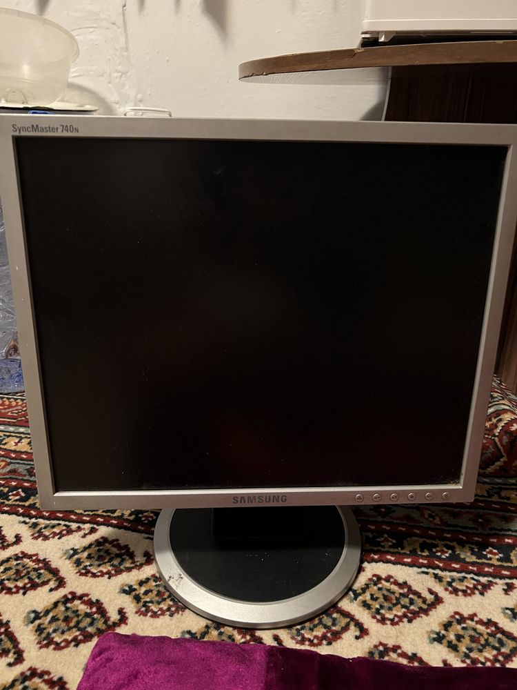 Монитор Samsung и BenQ
