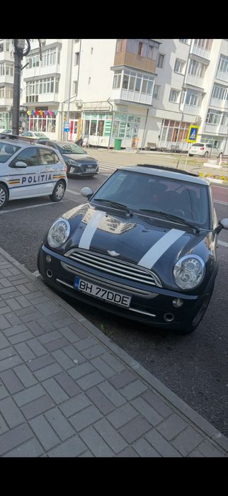 Vând mini cooper