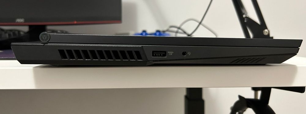 Laptop Gaming Lenovo Legion 5 1660Ti