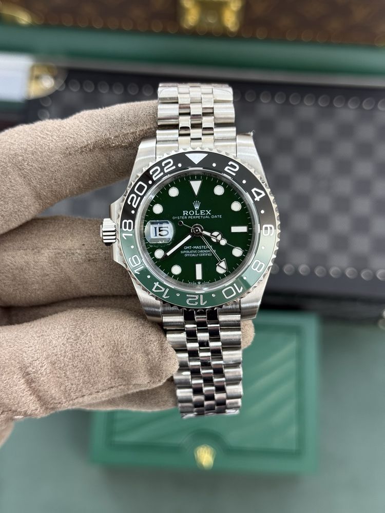 Rolex GMT-Master || ( Model 2025 )