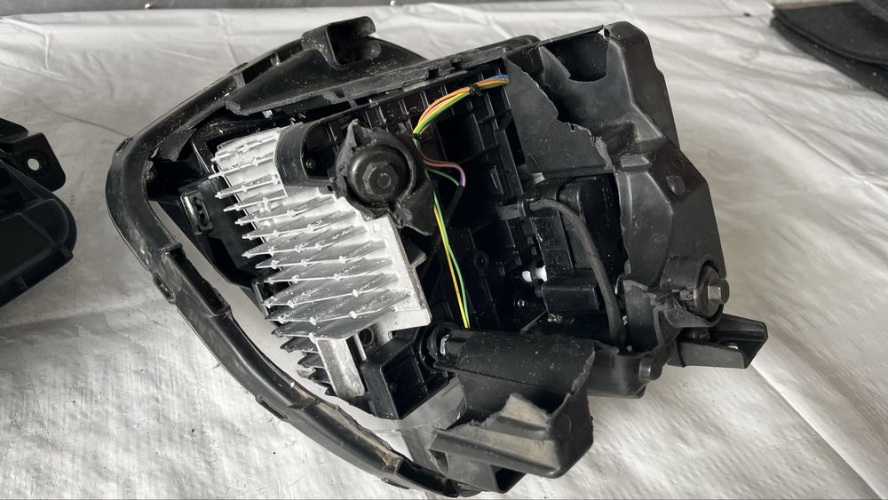 2 броя ляв фар Hyundai Tucson 4 2020-