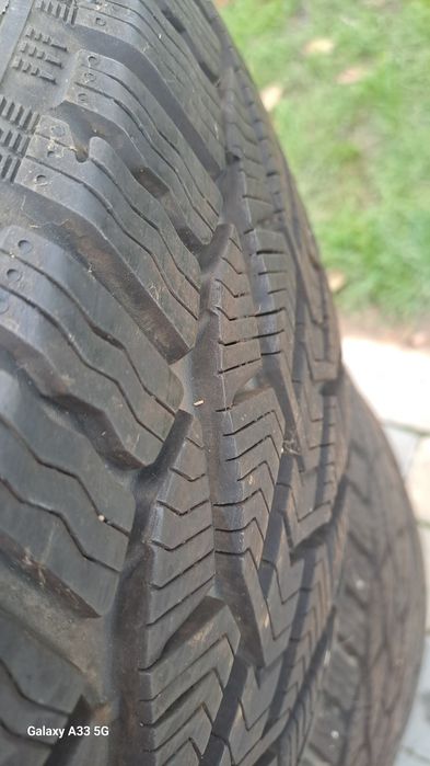 Anvelope de iarna pe 17 , 225 , 50 r17