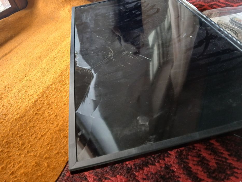 32 артел смарт экран сломанный на запчаст