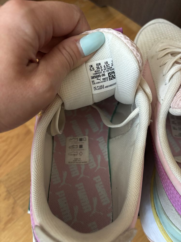 Маратонки PUMA.