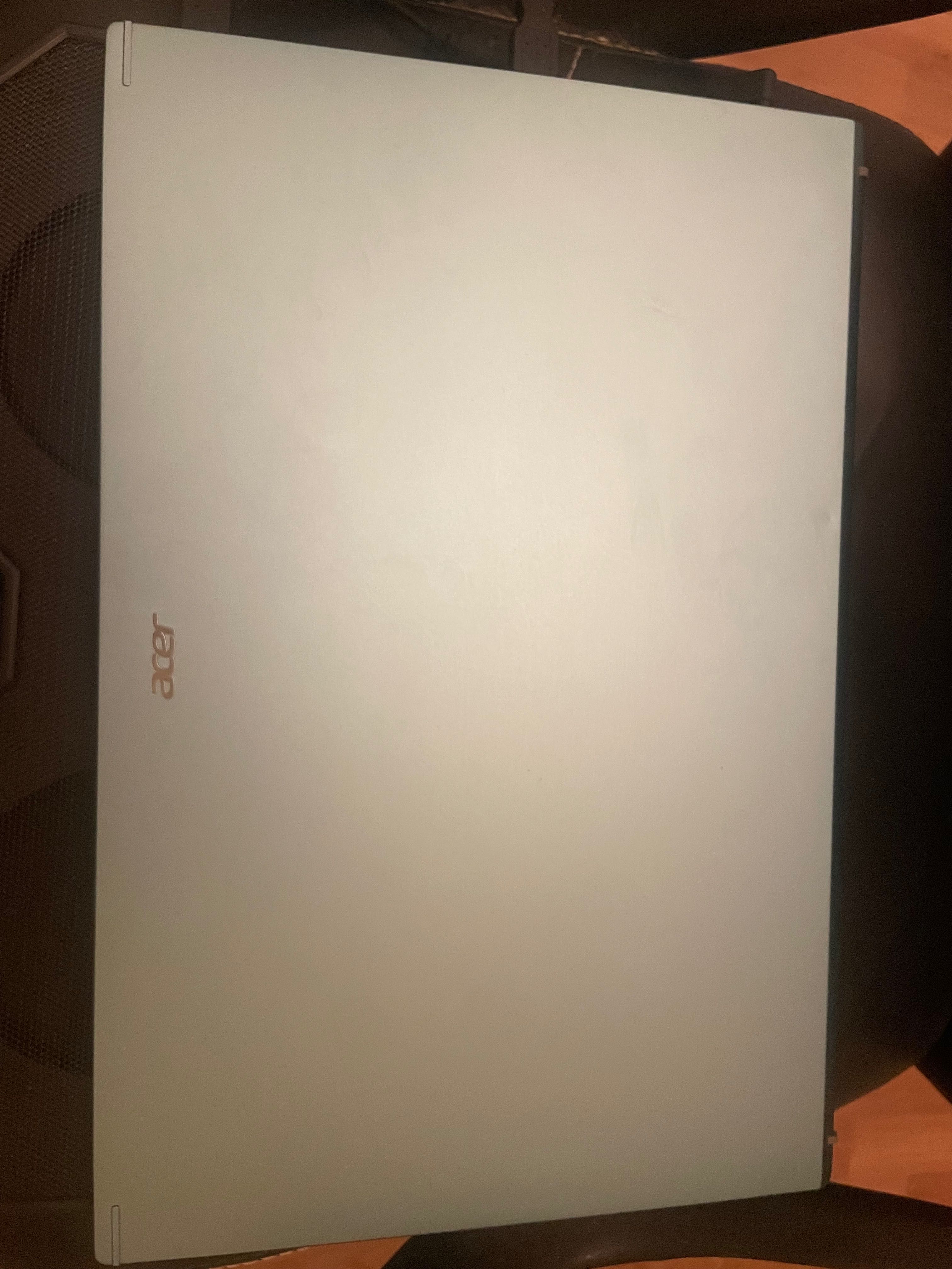 Acer aspire 5 Intel Core i7