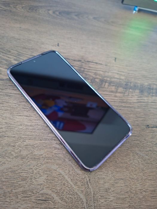 Samsung Galaxy S 22 Purple