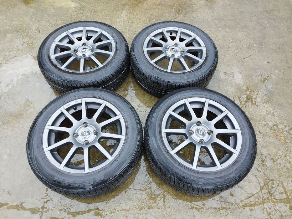 Vând jante cu cauciucuri r15,