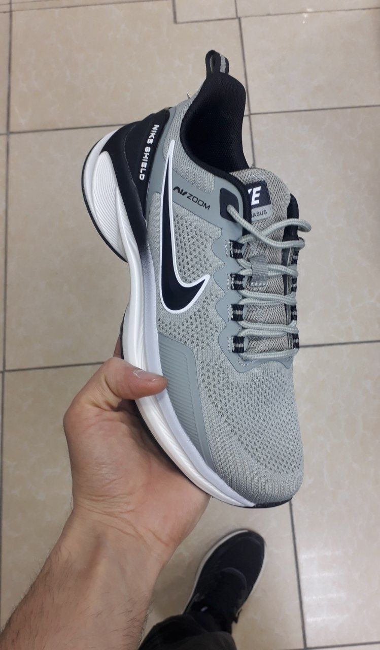 Кроссовки Nike Zoom