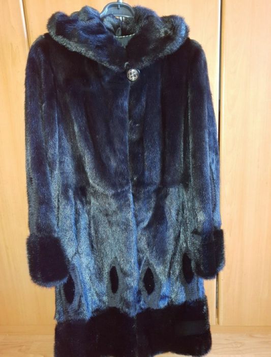 Продам Норковую шубу