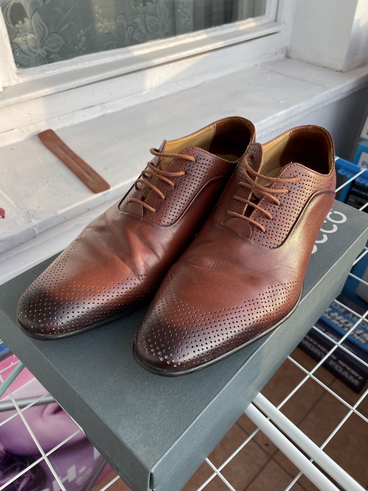 Pantofi barbati maro eleganti 42