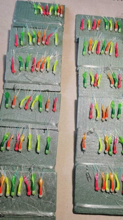 Țaparine,muste artificiale scrumbie