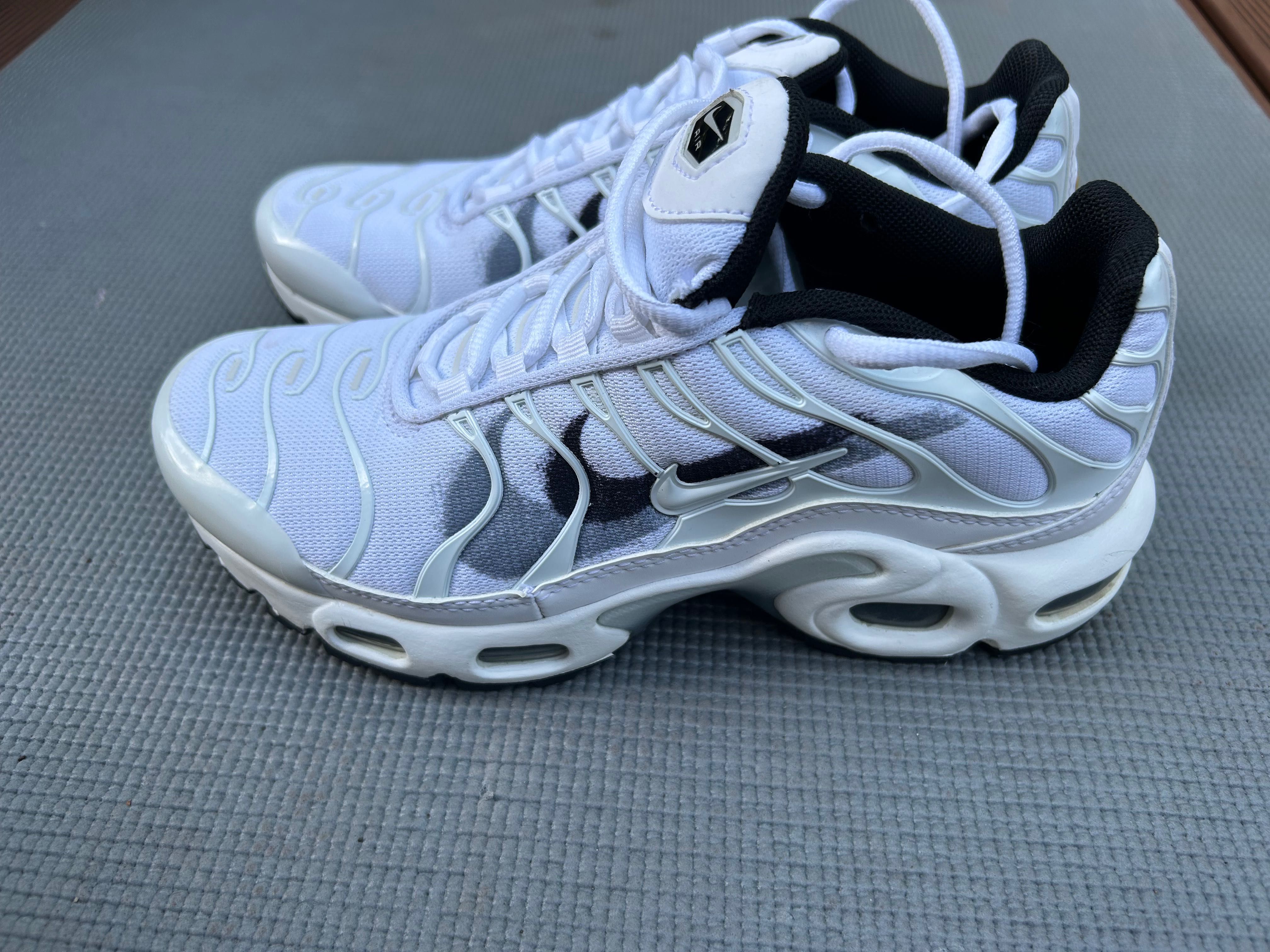 Маратонки Nike Air TU