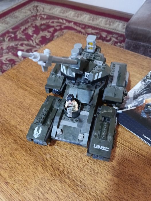 Продам Лего танк HALG