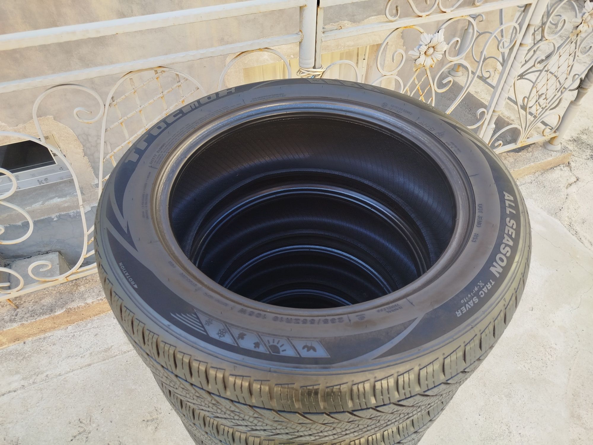 235 55 R19 Shina Tracmax