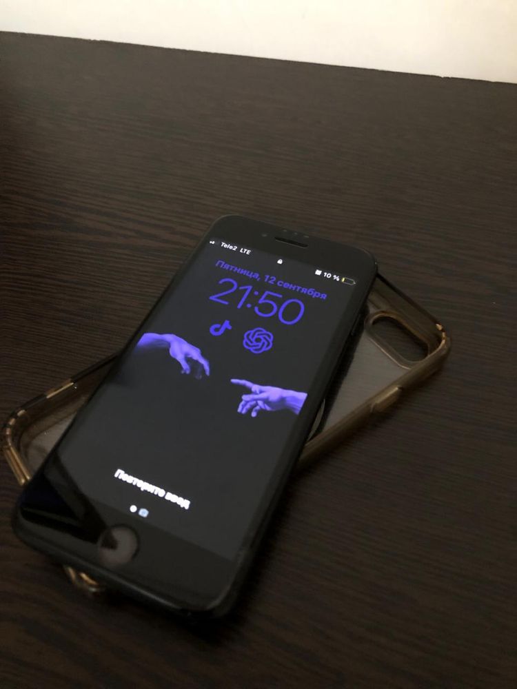 iPhone SE 2020 64гб