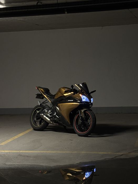 Yamaha yzf r125