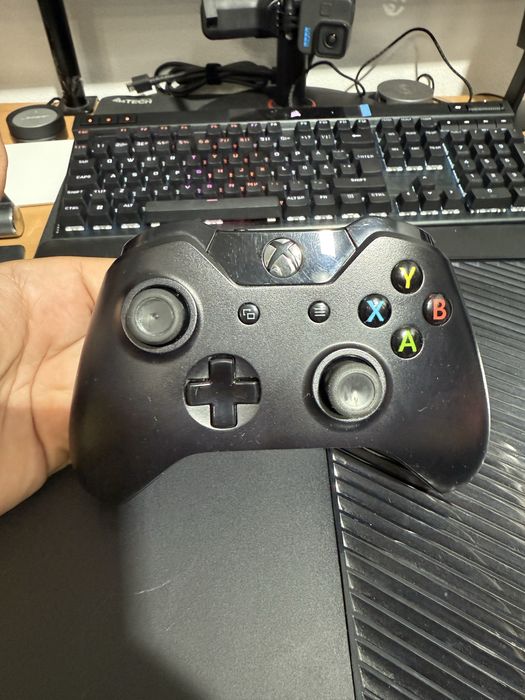 Xbox One 4 jocuri controler