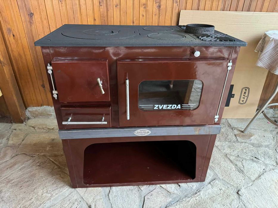 Готварска печка на дърва ZVEZDA/ЗВЕЗДА