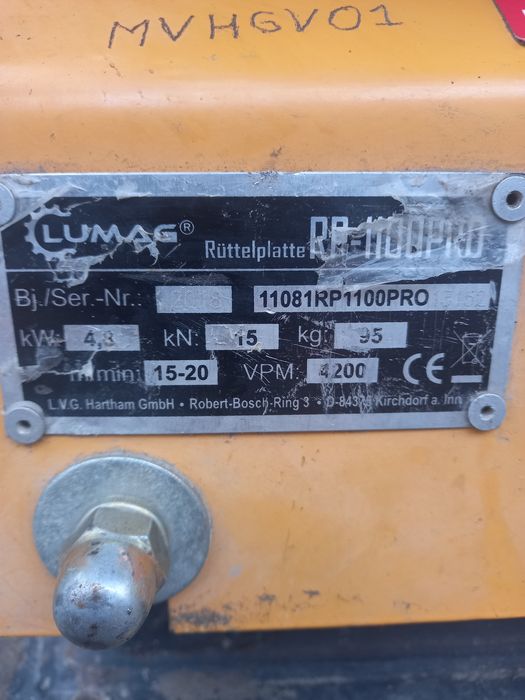 Трамбовка Вибро плоча LUMAG