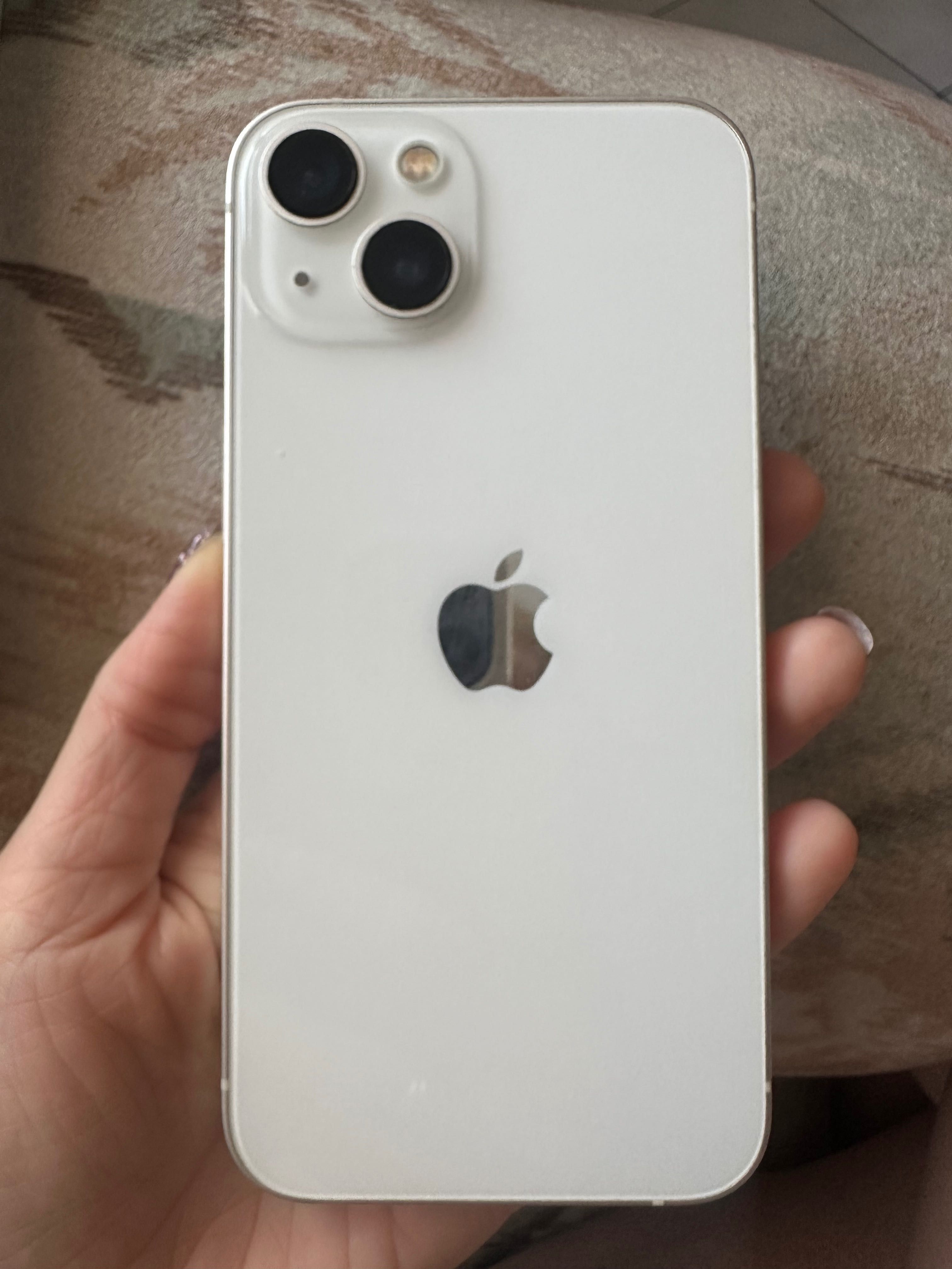 iPhone 13 в перфектно състояние