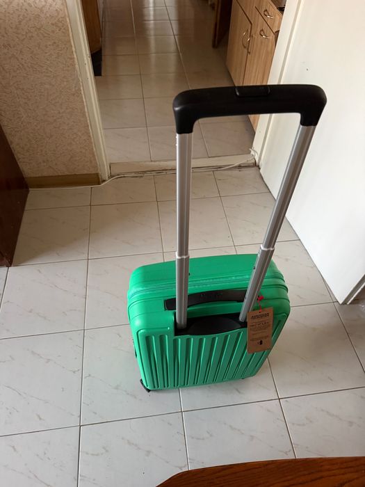 Куфар American Tourister